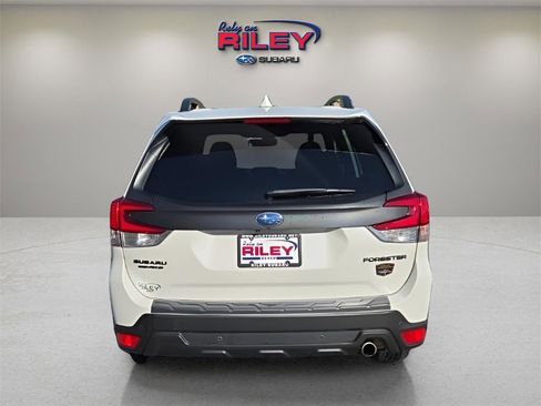 Used 2022 Subaru Forester Wilderness w/ Wilderness Package image 4