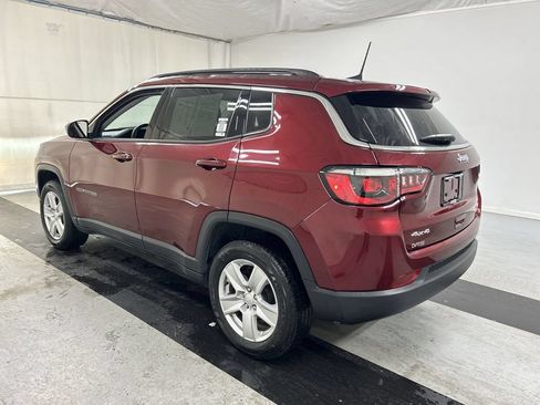 Used 2022 Jeep Compass Latitude w/ Convenience Group AWD/4WD image 7