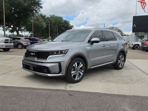 Certified 2022 Kia Sorento SX Prestige AWD/4WD image 4