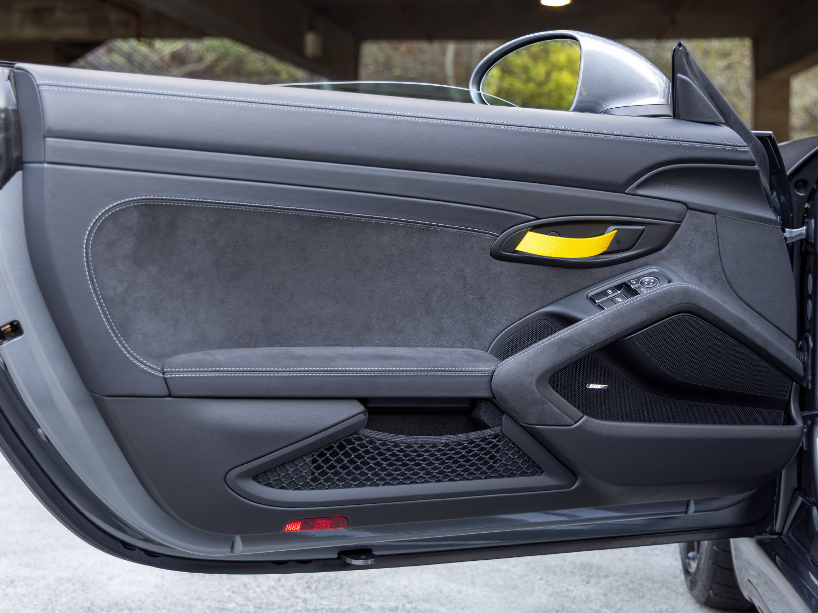 Certified 2025 Porsche 718 Boxster Spyder RS RWD image 33