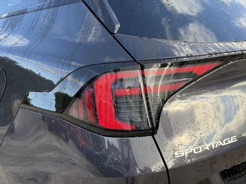 New 2026 Kia Sportage SX image 11