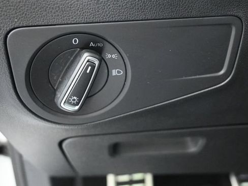 Used 2023 Volkswagen Tiguan SE R-Line FWD image 21