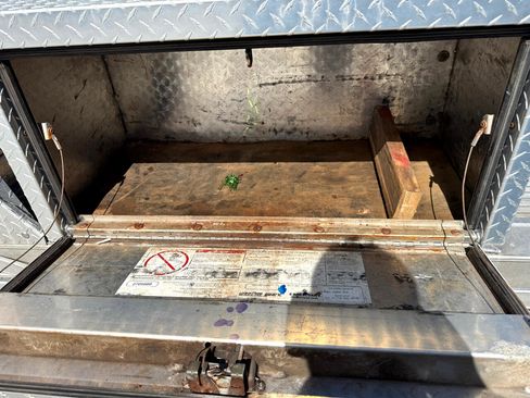 Used 2010 Ford F450 4x4 Regular Cab Super Duty image 22