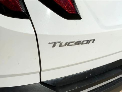 Used 2023 Hyundai Tucson SE AWD/4WD image 32