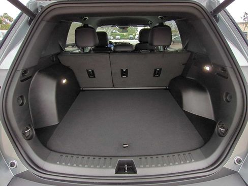 Used 2026 Chevrolet Equinox LT w/ Convenience Package II FWD image 25