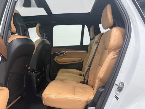 Used 2018 Volvo XC90 T8 Inscription w/ Convenience Package AWD/4WD image 12