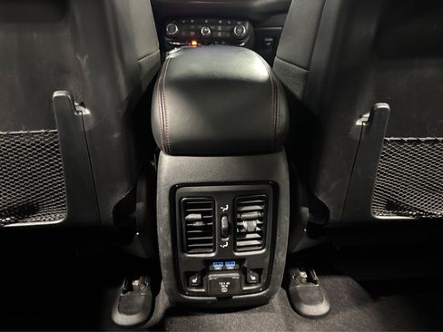 Used 2025 Dodge Durango R/T AWD/4WD image 39