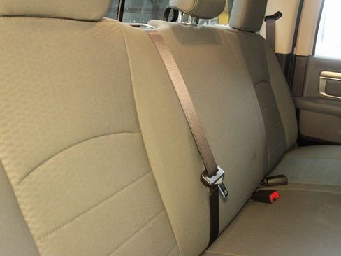 Used 2018 RAM 1500 Classic SLT image 14