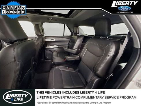 Used 2022 Ford Explorer Limited w/ Equipment Group 301A image 26