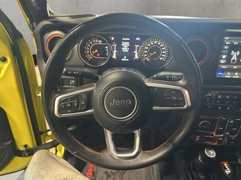 Used 2023 Jeep Gladiator Mojave w/ Cold Weather Group AWD/4WD image 25
