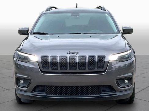 Used 2019 Jeep Cherokee Latitude Plus FWD image 4