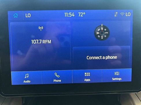 Used 2023 Ford Explorer XLT w/ Equipment Group 202A AWD/4WD image 18