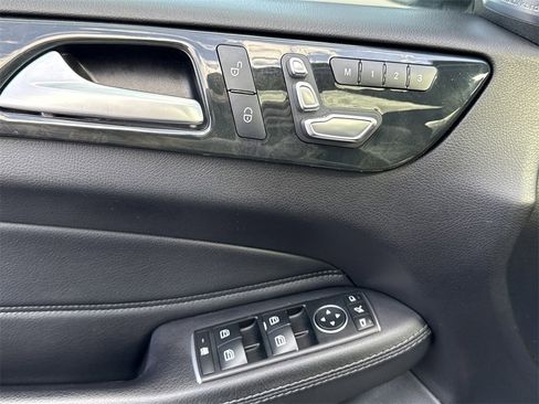 Used 2017 Mercedes-Benz GLE 350 4MATIC image 23