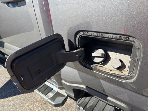 Used 2025 Ford F250 XLT image 33