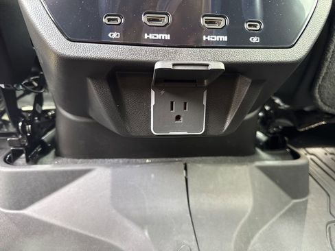 New 2026 GMC Yukon AT4 Ultimate w/ LPO, Floor Liner Package AWD/4WD image 62