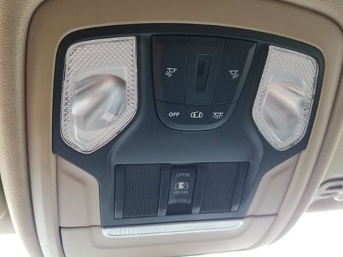 Certified 2019 RAM 1500 Big Horn AWD/4WD image 34