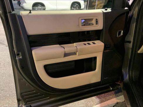 Used 2013 Ford Flex SEL image 20