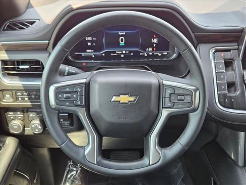 Used 2023 Chevrolet Tahoe LT w/ Luxury Package AWD/4WD image 14