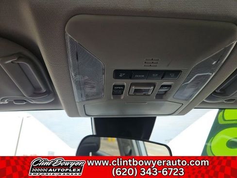 Used 2025 Toyota RAV4 XLE Premium image 20