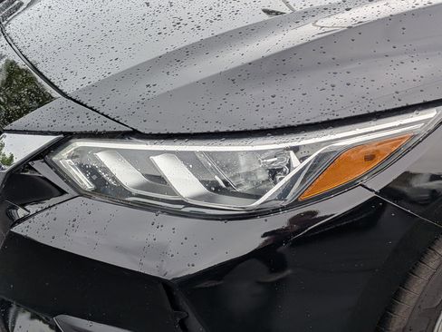 Used 2021 Nissan Sentra SV FWD image 10