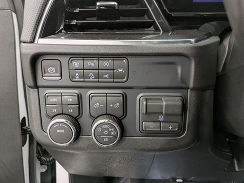 Used 2026 Chevrolet Tahoe RST w/ Comfort Package AWD/4WD image 20