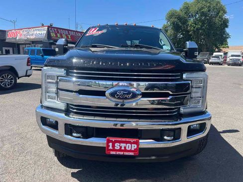 Used 2017 Ford F350 Lariat w/ Lariat Ultimate Package AWD/4WD image 4
