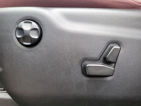 Used 2023 Dodge Durango GT image 22