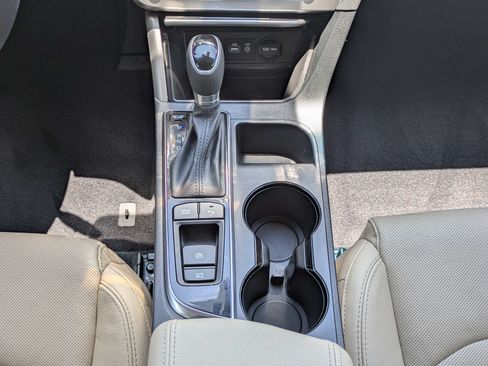 Used 2017 Hyundai Sonata Limited w/ Ultimate Package 04 FWD image 17
