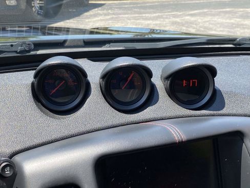 Used 2016 Nissan 370Z NISMO RWD image 14