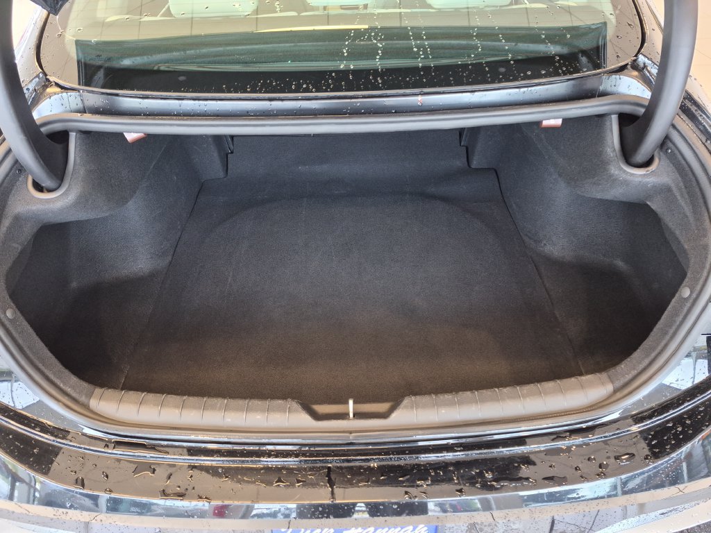Used 2025 Hyundai Sonata SEL FWD image 28