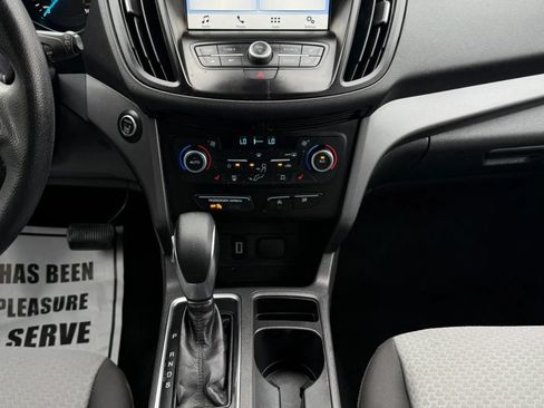 Used 2019 Ford Escape SE w/ Ford Safe & Smart Package AWD/4WD image 31