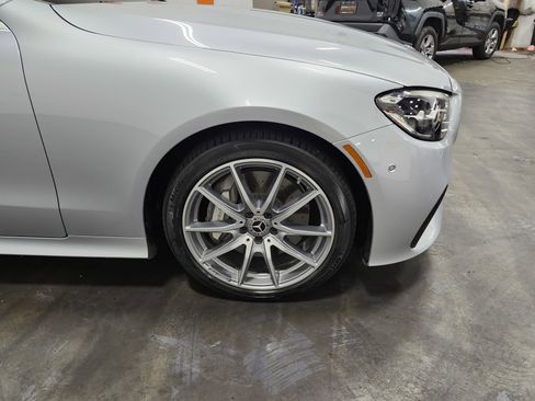 Used 2021 Mercedes-Benz E 450 4MATIC Cabriolet image 13