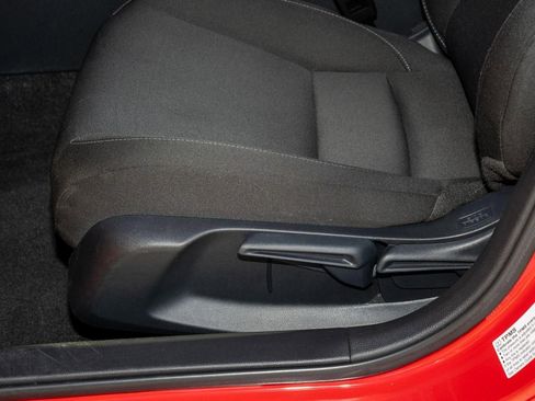 Certified 2025 Honda Civic LX image 29