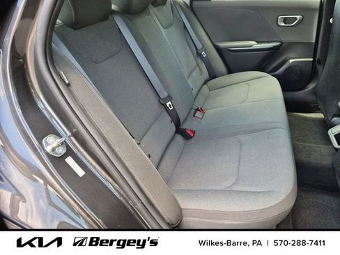 Certified 2025 Kia K4 FWD image 26