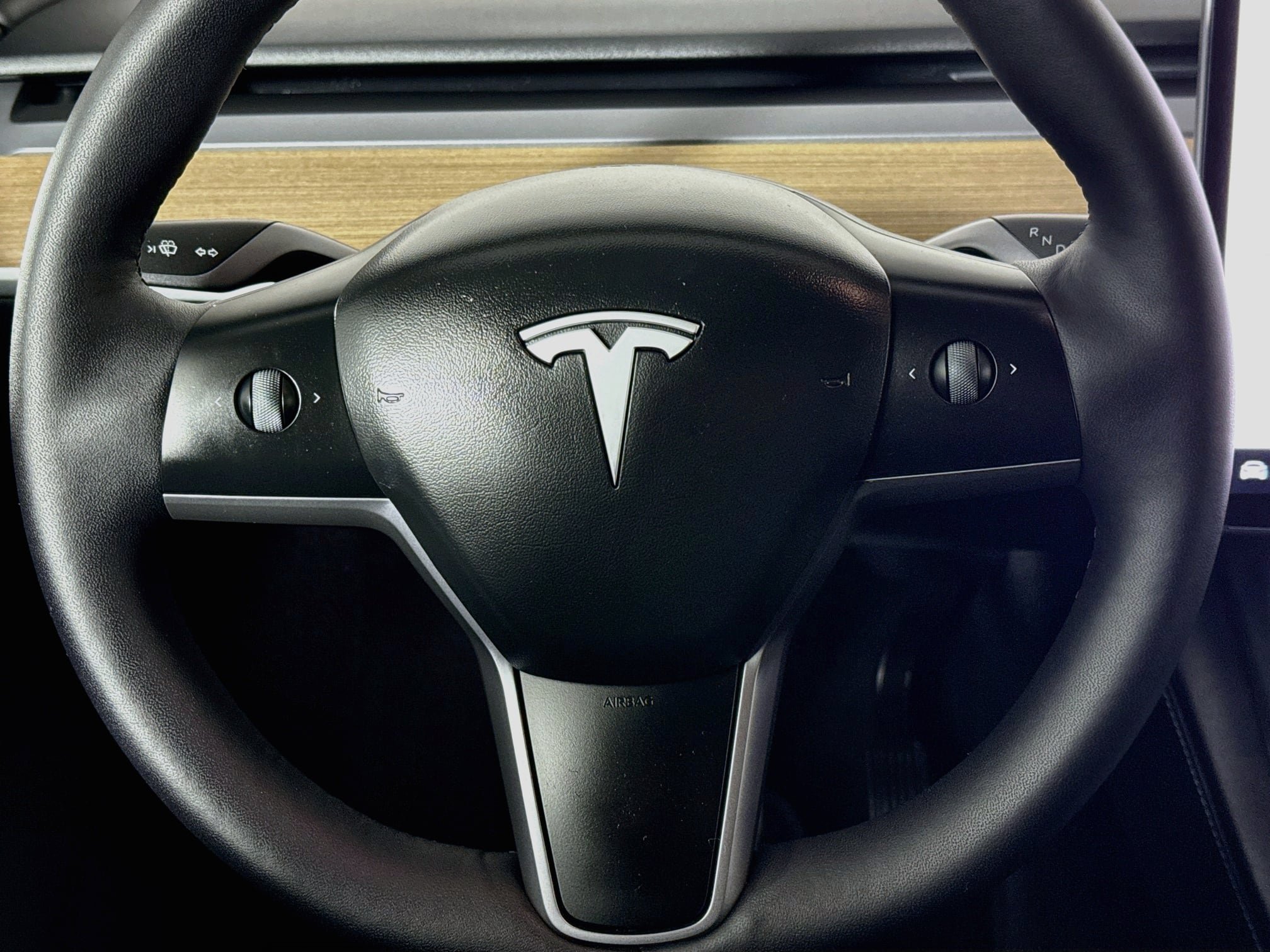 Used 2024 Tesla Model Y Long Range AWD/4WD image 25
