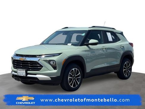 Used 2026 Chevrolet TrailBlazer LT w/ Driver Confidence Package AWD/4WD image 1