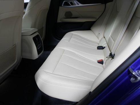 Used 2022 BMW i4 eDrive40 w/ M Sport Package image 26