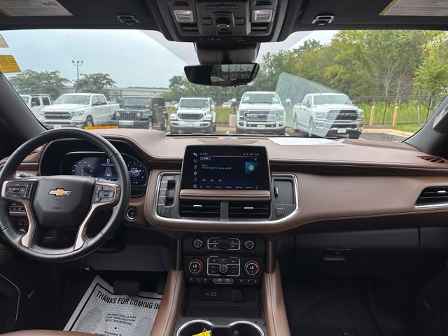 Used 2023 Chevrolet Suburban High Country AWD/4WD image 29