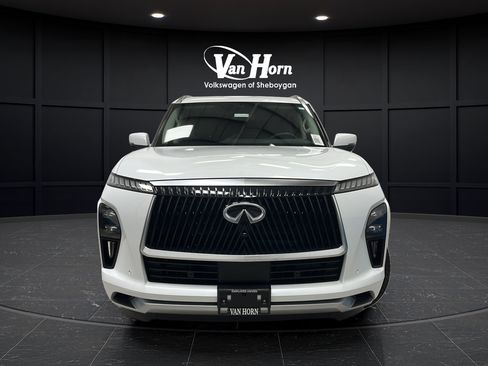 Used 2025 INFINITI QX80 Pure AWD/4WD image 2