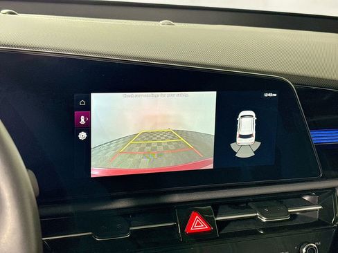 Certified 2024 Kia Niro Wind w/ Wind Preserve Package image 17