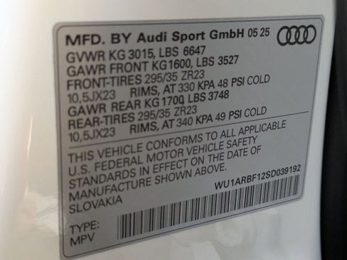 New 2025 Audi RS Q8 performance image 17