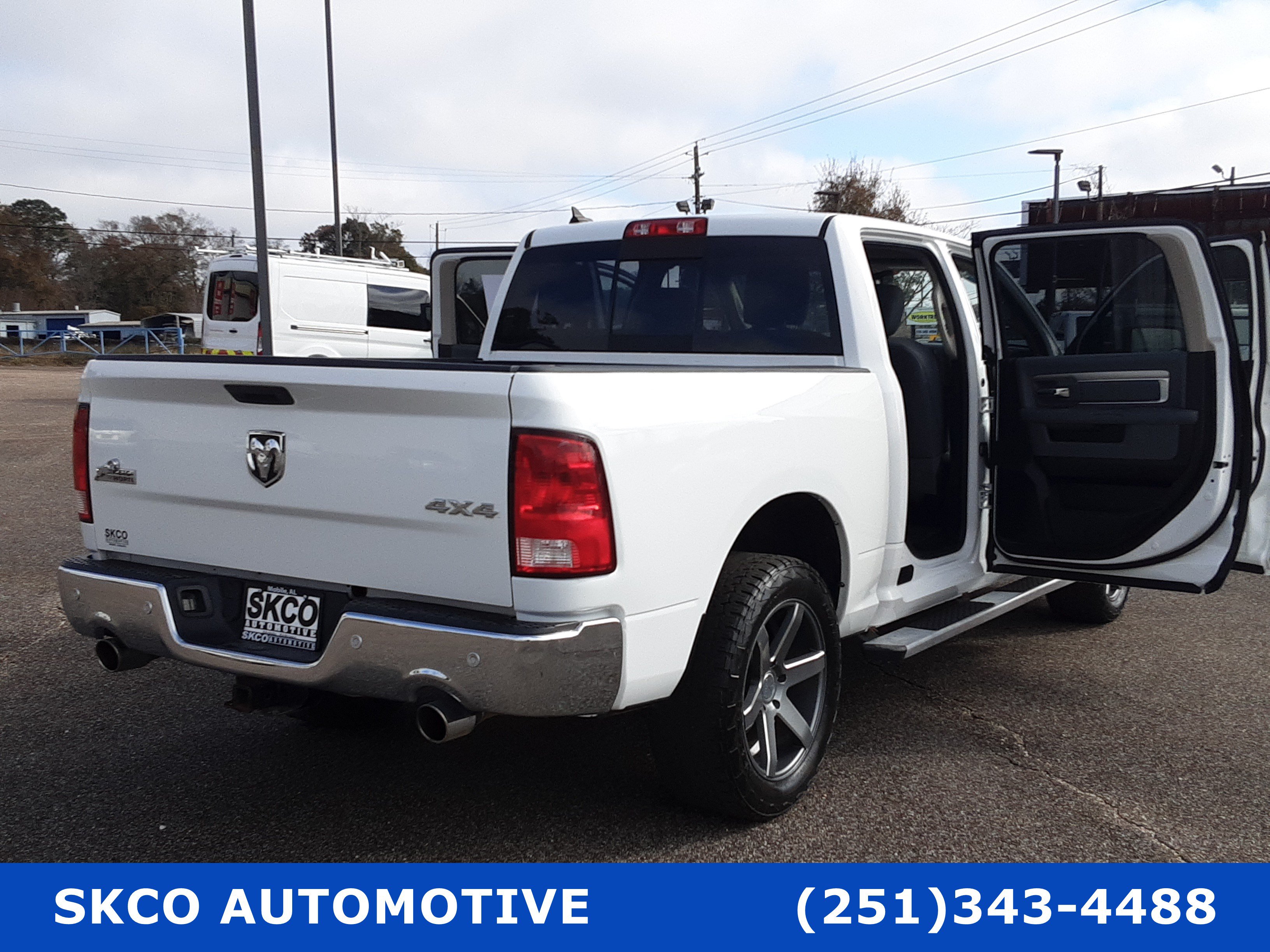 Used 2019 RAM 1500 Big Horn AWD/4WD image 33