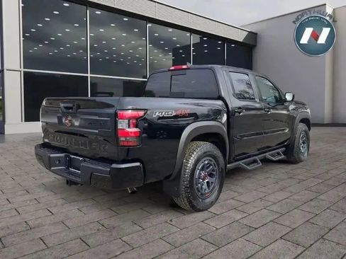 Used 2025 Nissan Frontier PRO-4X w/ Pro Convenience Package image 5