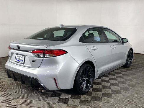 Used 2026 Toyota Corolla SE w/ SE Package FWD image 6