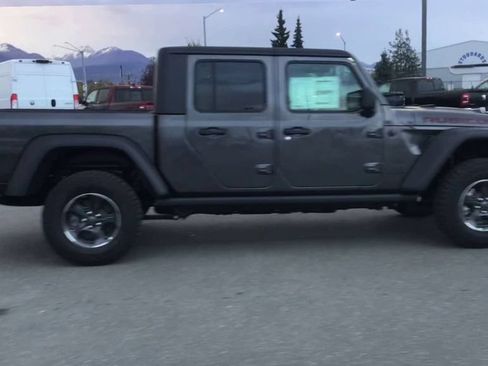 Used 2023 Jeep Gladiator Rubicon w/ LED Lighting Group AWD/4WD image 9