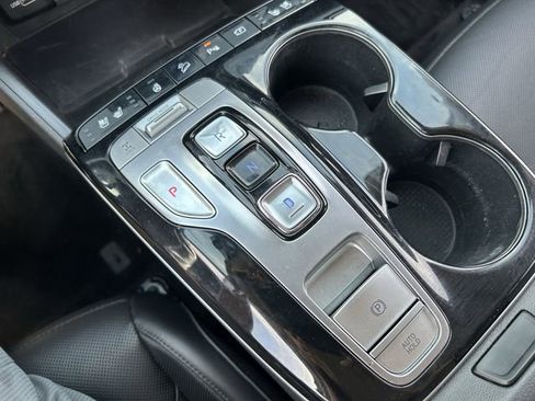 Used 2022 Hyundai Tucson Limited AWD/4WD image 16