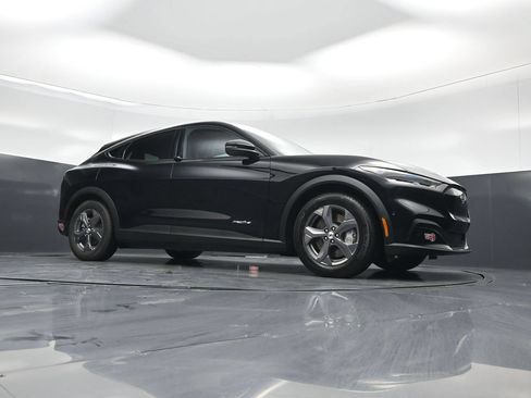 Used 2023 Ford Mustang Mach-E Select RWD image 4