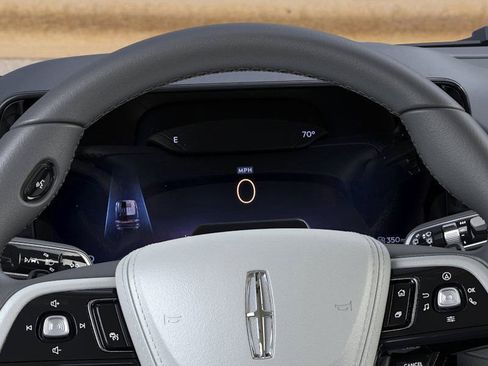 New 2025 Lincoln Aviator Reserve w/ Equipment Group 201A image 13