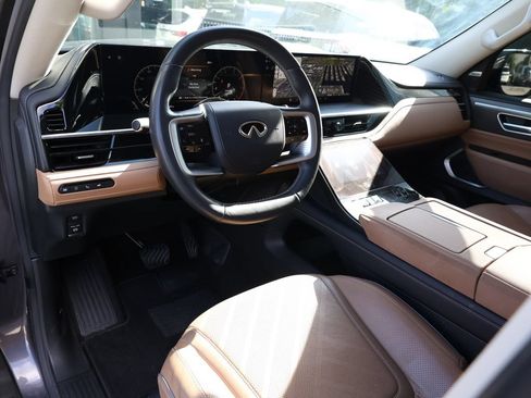 Certified 2025 INFINITI QX80 Luxe RWD image 17