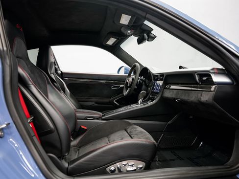 Used 2019 Porsche 911 Carrera 4 GTS AWD/4WD image 30